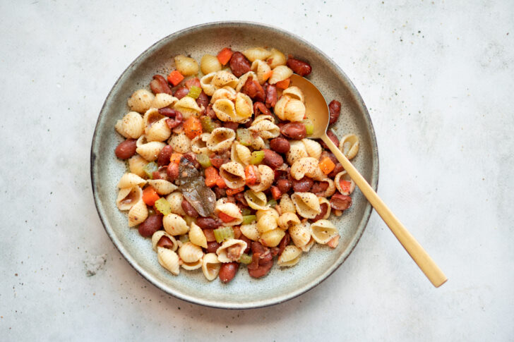 vegan pasta met bonen